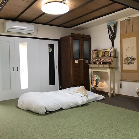 Guesthouse Siam Osaka Exterior photo